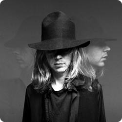 Beck – “Michelangelo Antonioni”