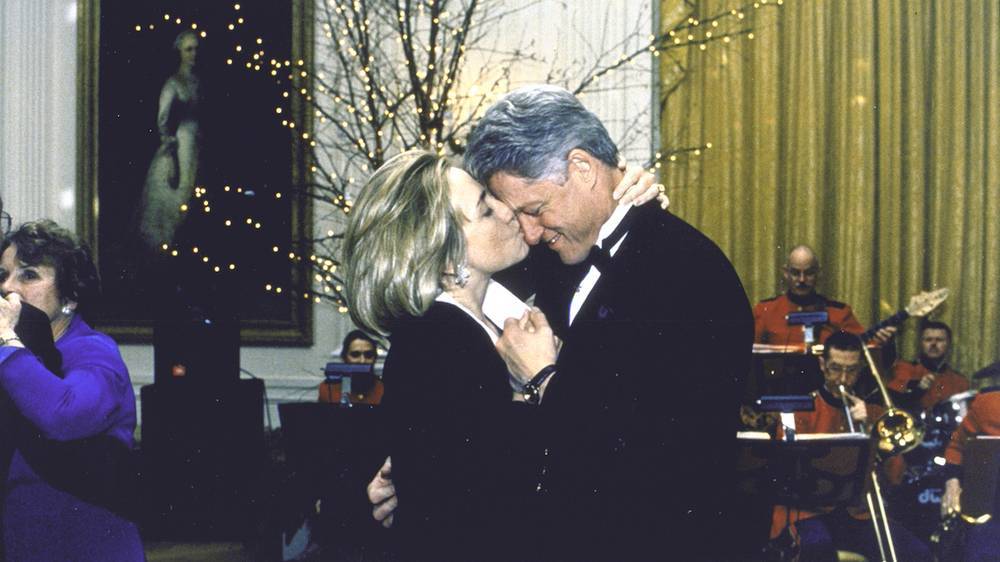 ​Wat gebeurt er als Bill Clinton first lady wordt?