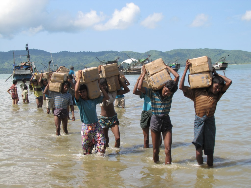 Myanmar’s Rohingya Muslims Look to the Internet for Justice