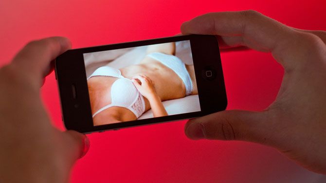 Nee, alle media ter wereld: “99 procent” van de mensen vindt wraakporno niet “oké”