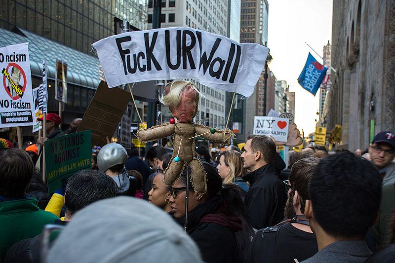 En anti-Donald Trump-protest (Foto: Flickr-användare Mal3k)