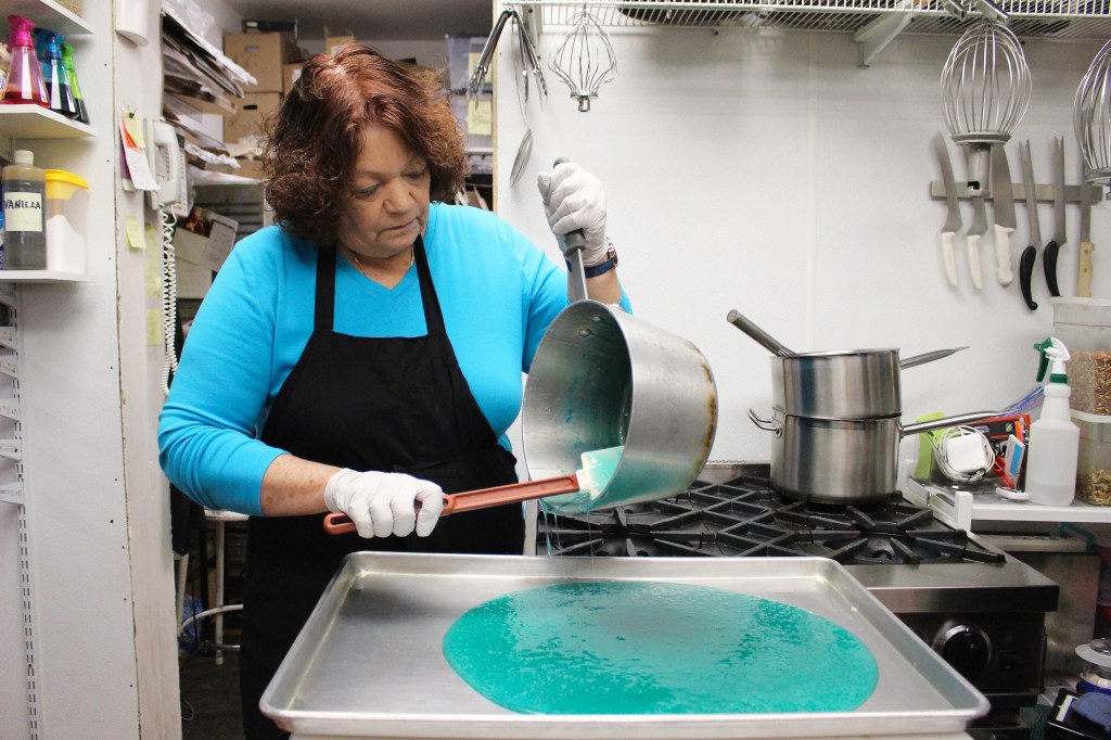 Don’t Meth with Albuquerque’s ‘Breaking Bad’ Candy Lady