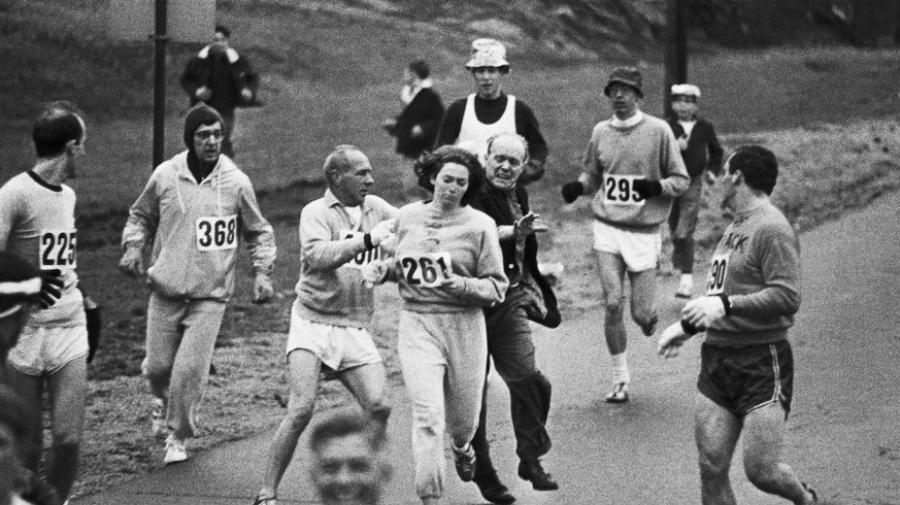 Hace 50 años Katherine Switzer cambió la historia de la mujer en el deporte en el Maratón de Boston