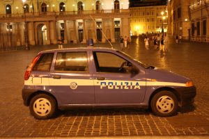 cosa fare se ti ferma la polizia