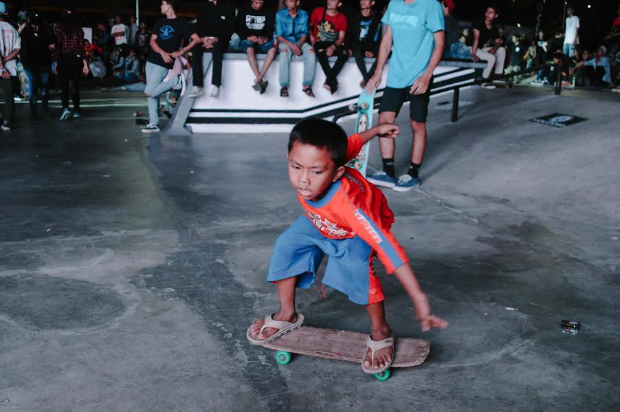 Merekam Perjalanan ke Tanah Suci Skateboard