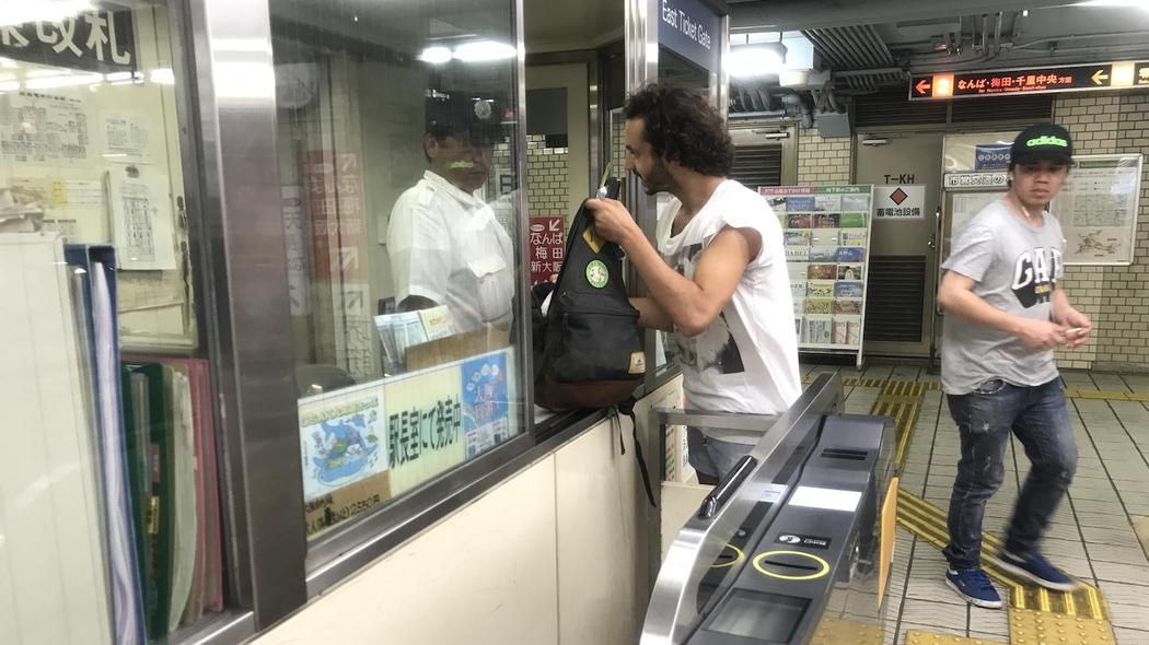 bufé libre KFC comida pollo Japón comer hasta reventar