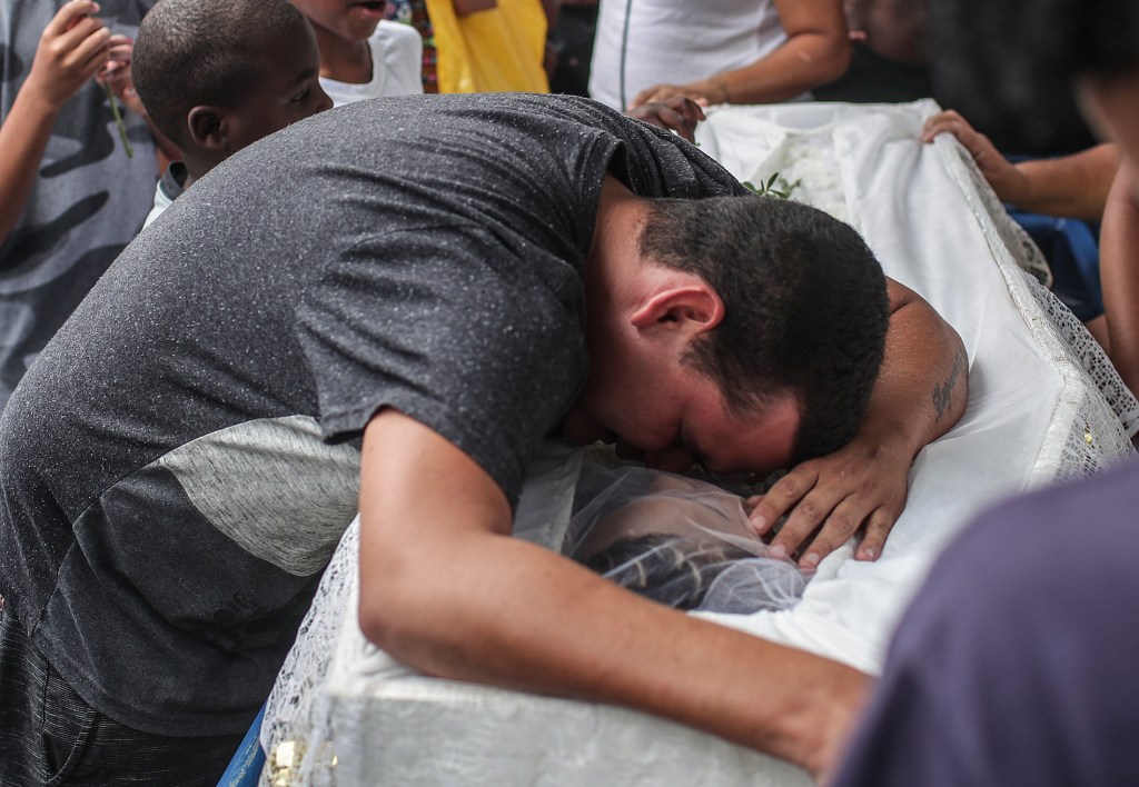 Un tiroteo dejó siete muertos en una favela de Río de Janeiro