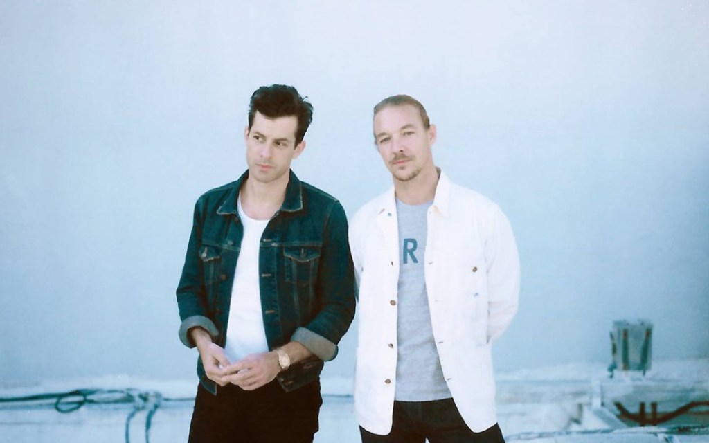 Dengarkan Mixtape Terbaru Diplo dan Mark Ronson yang Nagih Abis