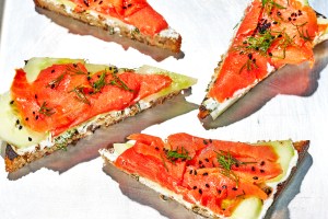 1538410714067-salmon-toast-recipe