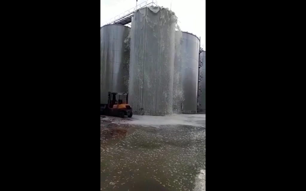 IT’S RAINING PROSECCO IN ITALY