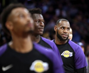 LeBron James memulai debutnya sebagai pemain LA Lakers pekan ini