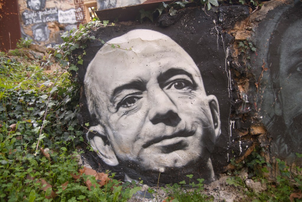 Mural of Jeff Bezos' face