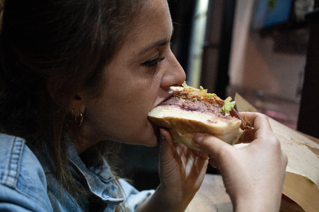 dove mangiare a napoli di notte