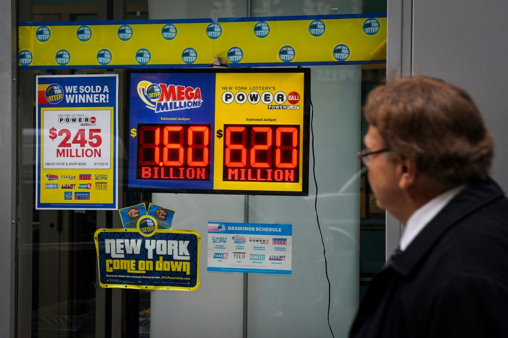 Mega Millions prize counter, displaying $1.6 billion prize