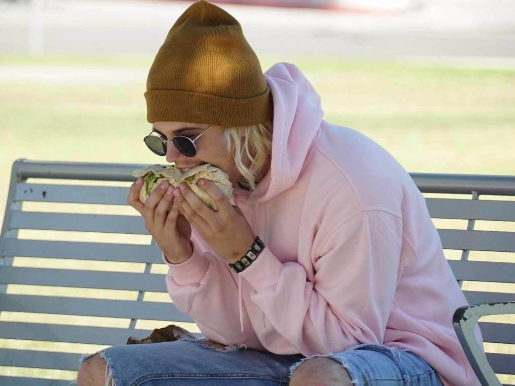 Justin Bieber Probably Eats His Burritos Like a Normal Human