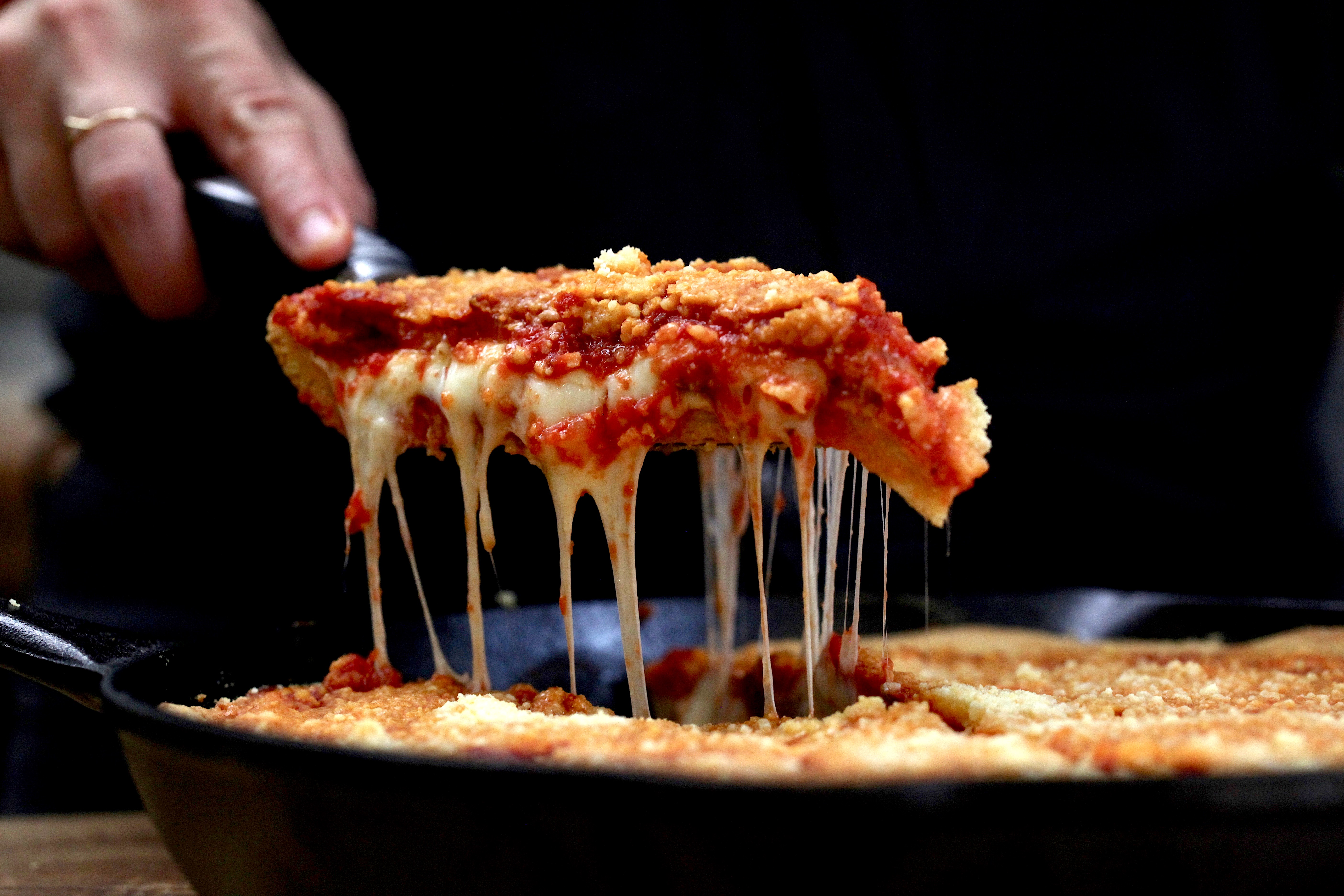 1588281838364-1572561183590-deep-dish-pizza-recipe