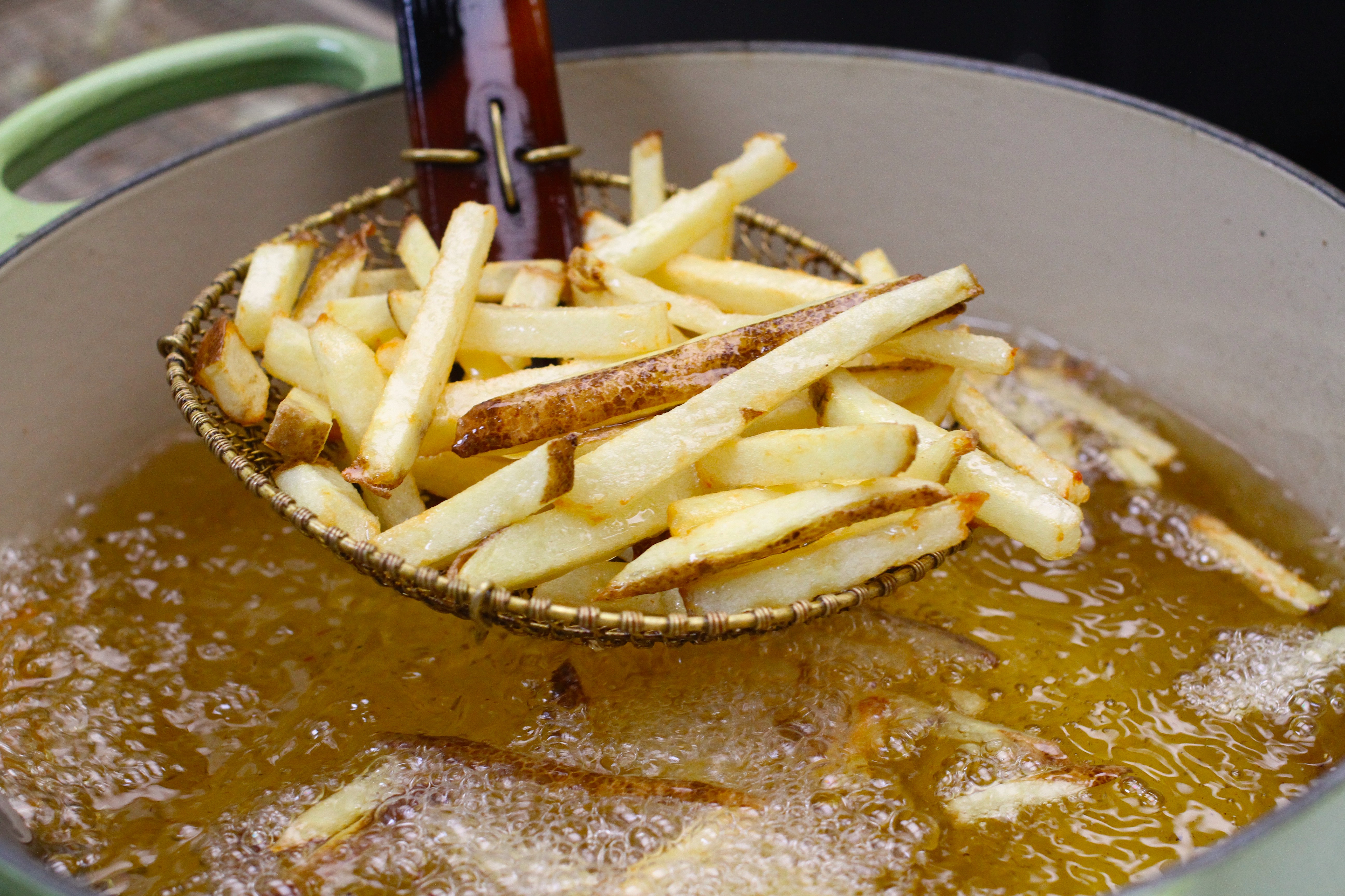 1588338609378-1497551065545-shake-shack-fries-oil-recipe