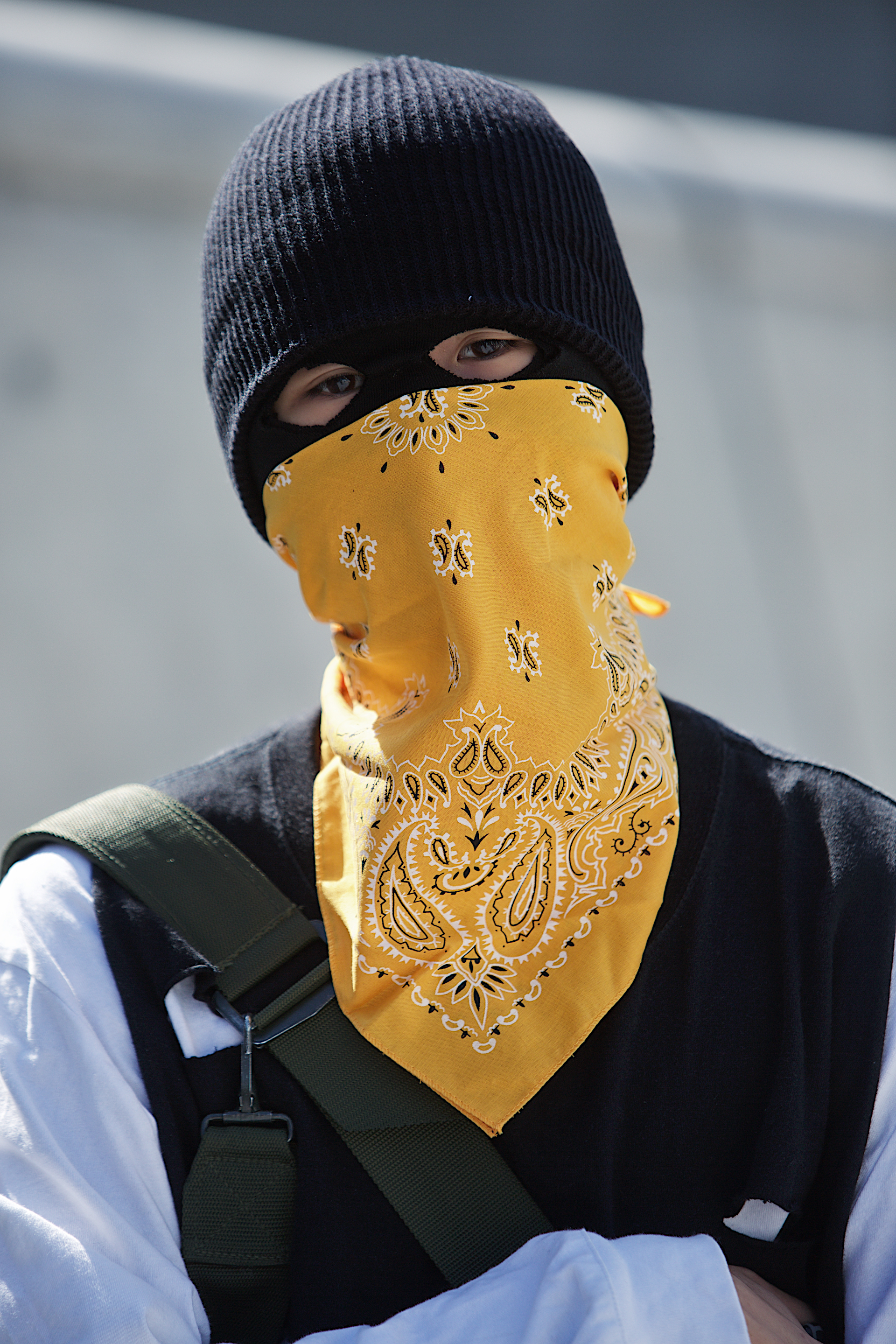 Balaclava wearing Seoul youth.