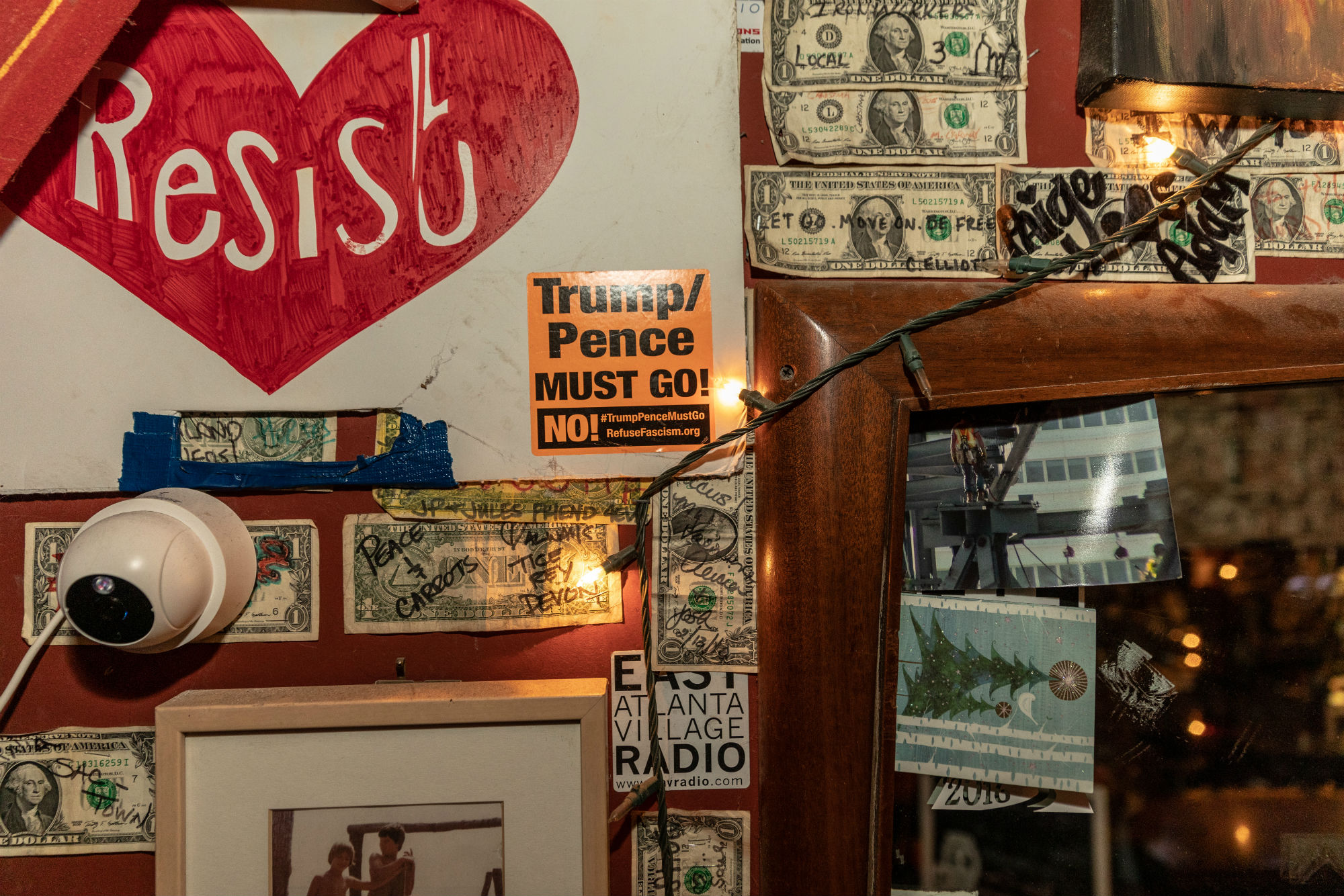 Elliott Street Pub resists Trump