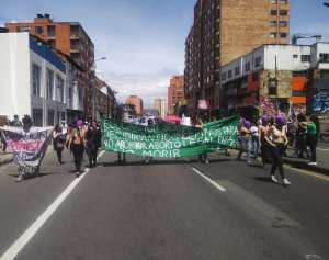 marcha maltrato mujeres colombia