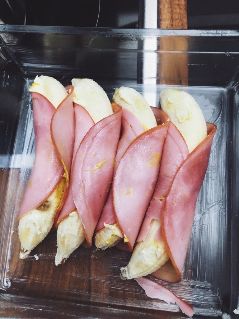 bananas wrapped in ham