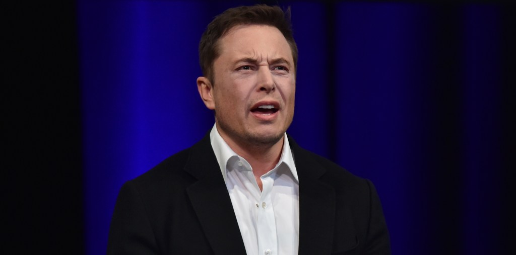 Elon Musk tampaknya suka dengan ide eksploitasi