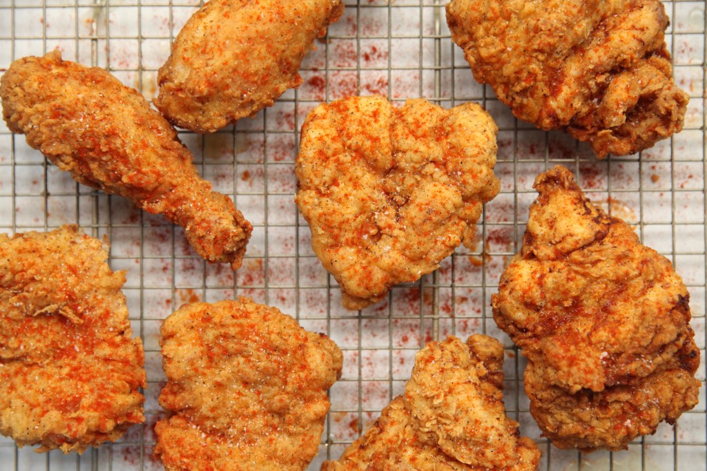 Opskrift: Sådan laver du den perfekte fried chicken