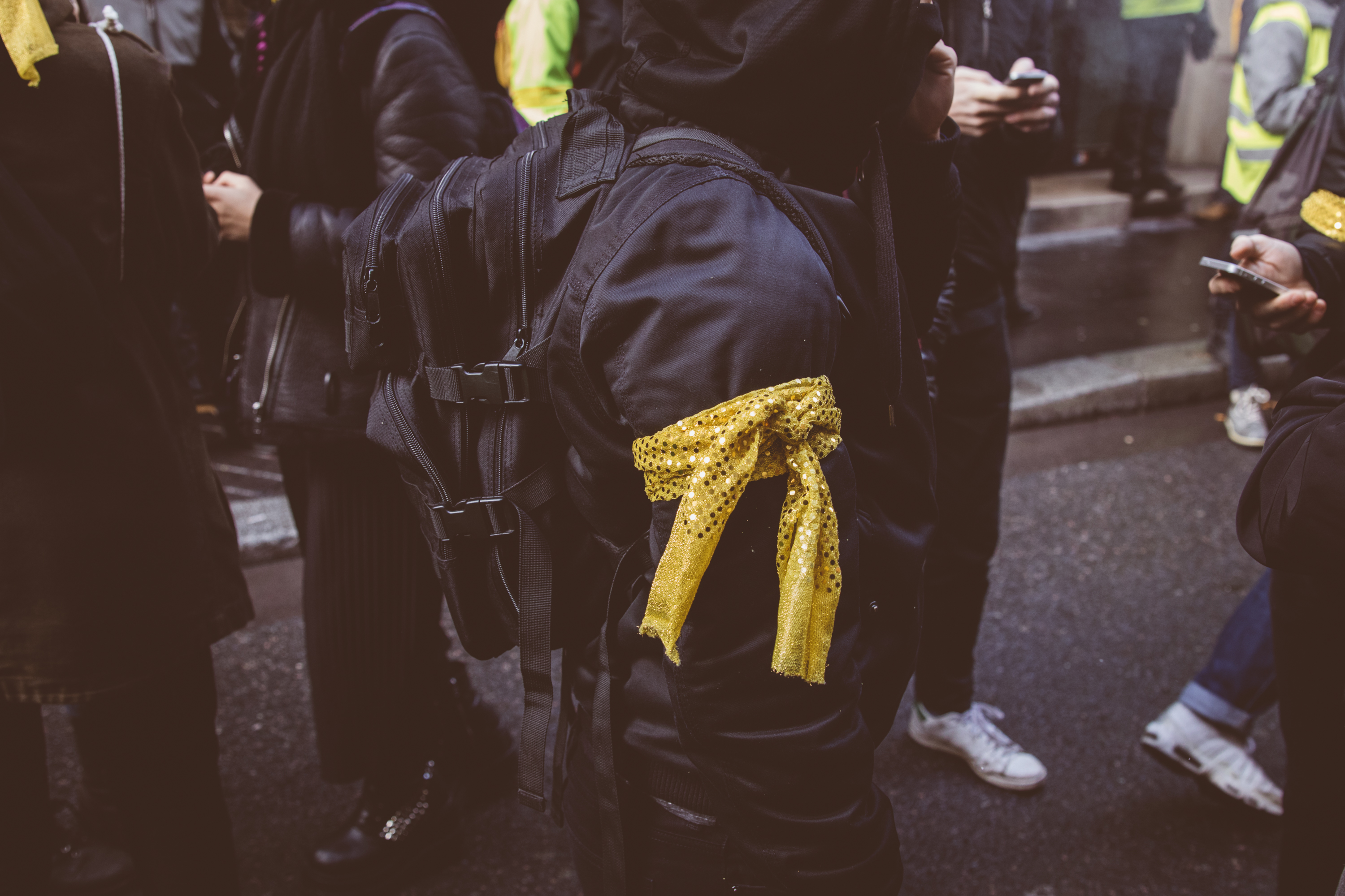 1544433825061-vice-claq-manif-8-decembre-gilets-jaune-gaellematata-1299