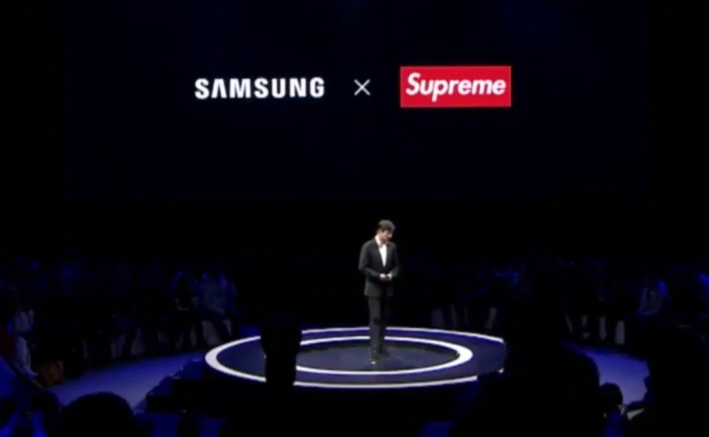 Berita Aneh Hari Ini: Samsung di Tiongkok Kolaborasi Resmi Bareng Supreme Tiruan