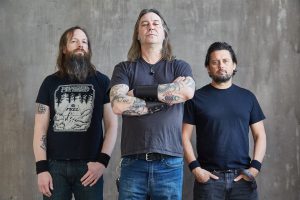 ​Jezz Matz, Matt Pike e Des Kensel​, do High on Fire