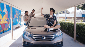 Cuco "CR-v" video screen shot