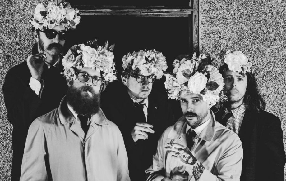 1544792074913-idles-announce-new-album-joy-920x584