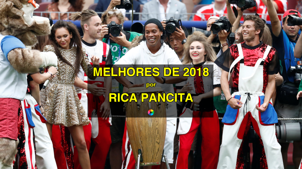 Ronaldinho Gaúcho tocando na abertura da Copa do Mundo da Rússia 2018