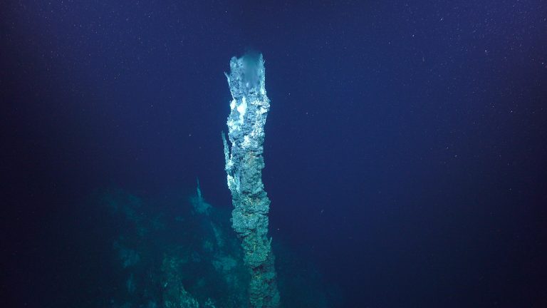 A hydrothermal vent in Jaich Maa.