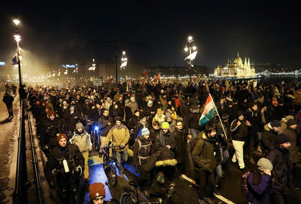 Hungary claims "no popular support" for the expanding anti-government street protests