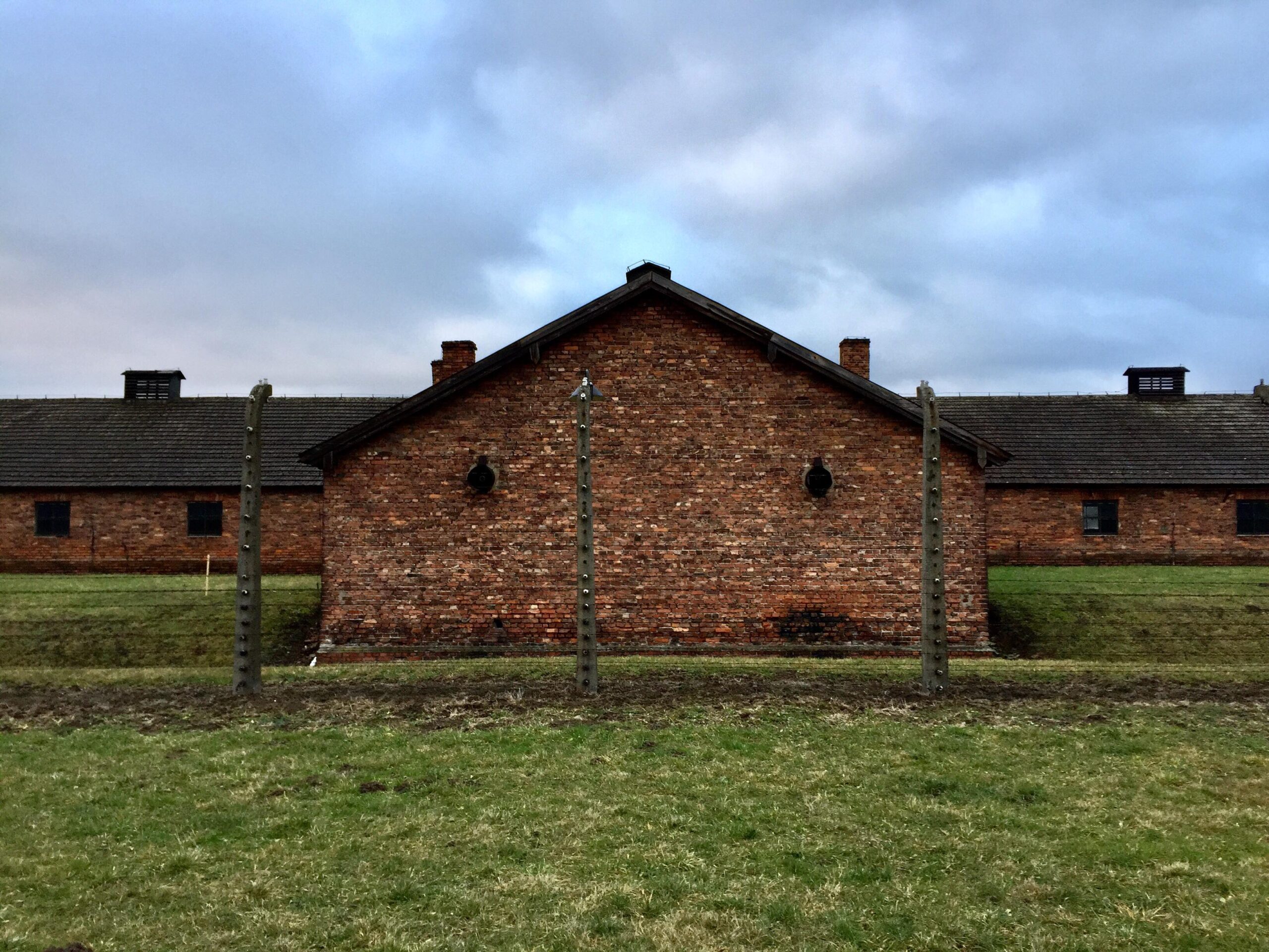 birkenau-baraca-caramida