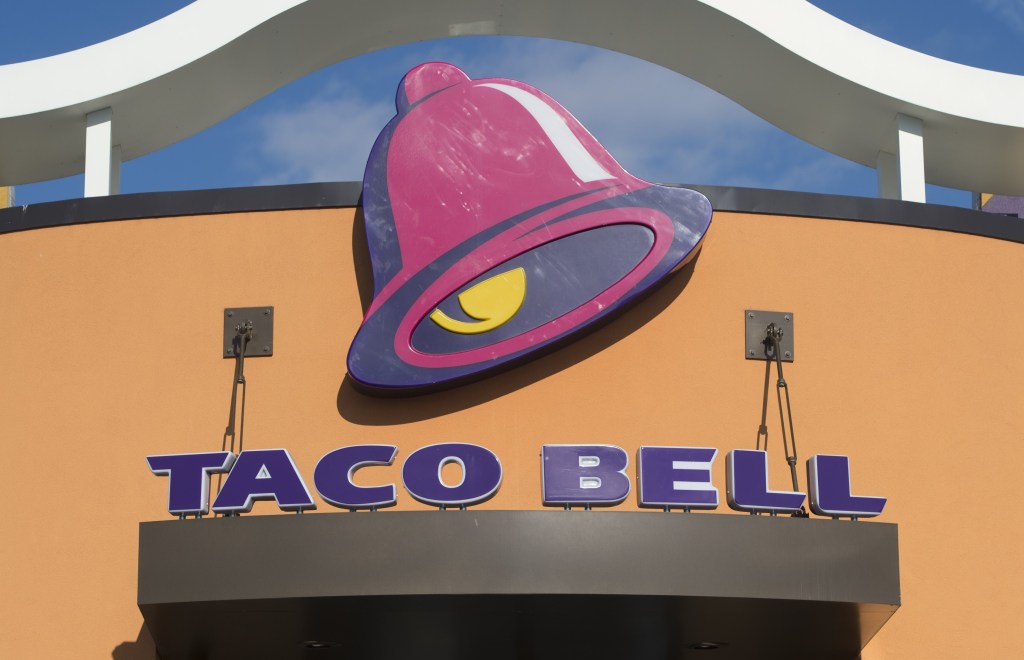 Taco Bell sign