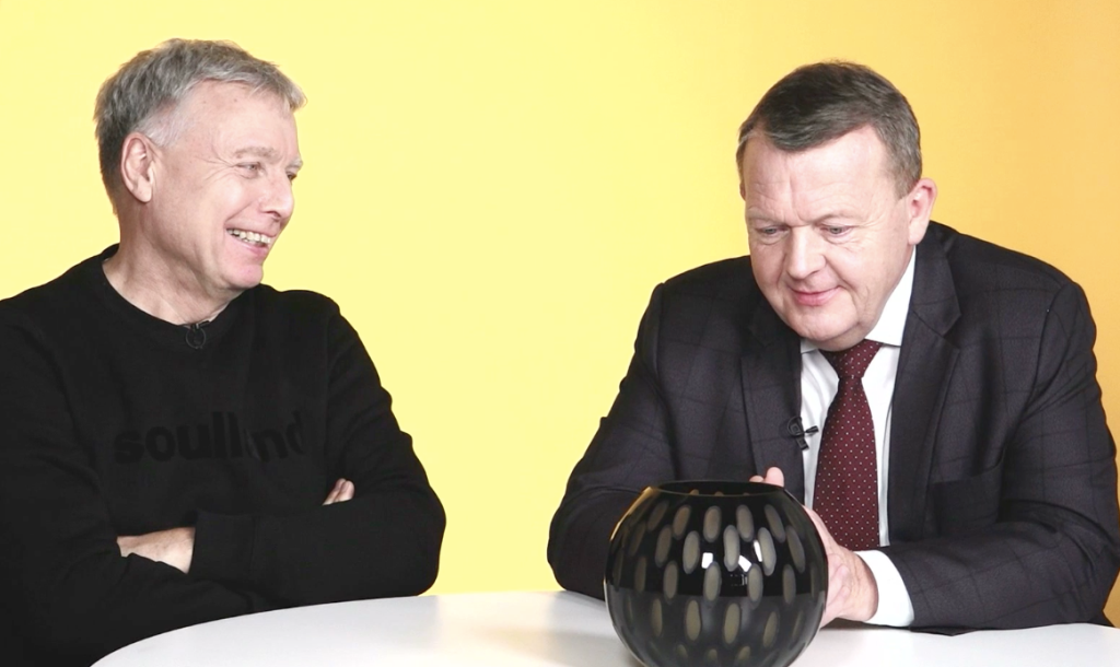 Uffe Elbæk og Lars Løkke Rasmussen i 'Uffe mod magten'. Screengrab fra programmet