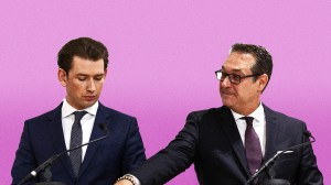 Strache und Kurz stehen nebeinander auf einem rosa Hintergrund