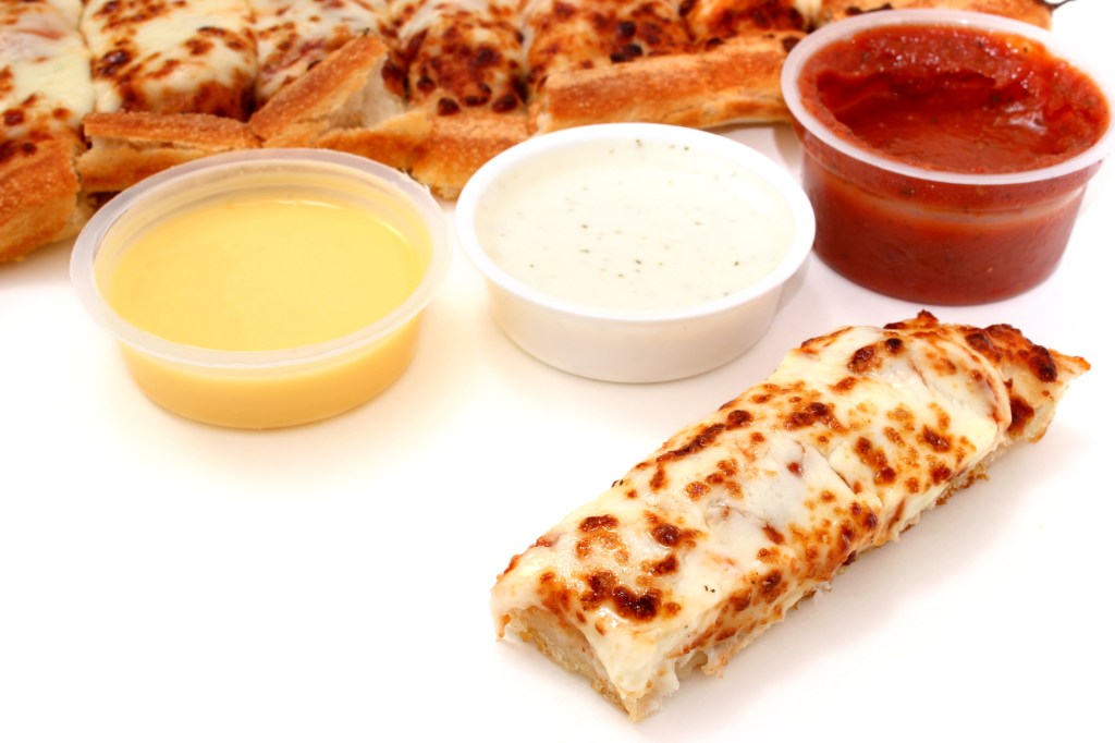 It’s Thursday, February 14, and We’re Not Sure How to Eat This Pizza-Flavored Ranch Sauce