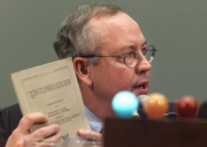 Frustrated you can’t read the Mueller report? You can blame Ken Starr