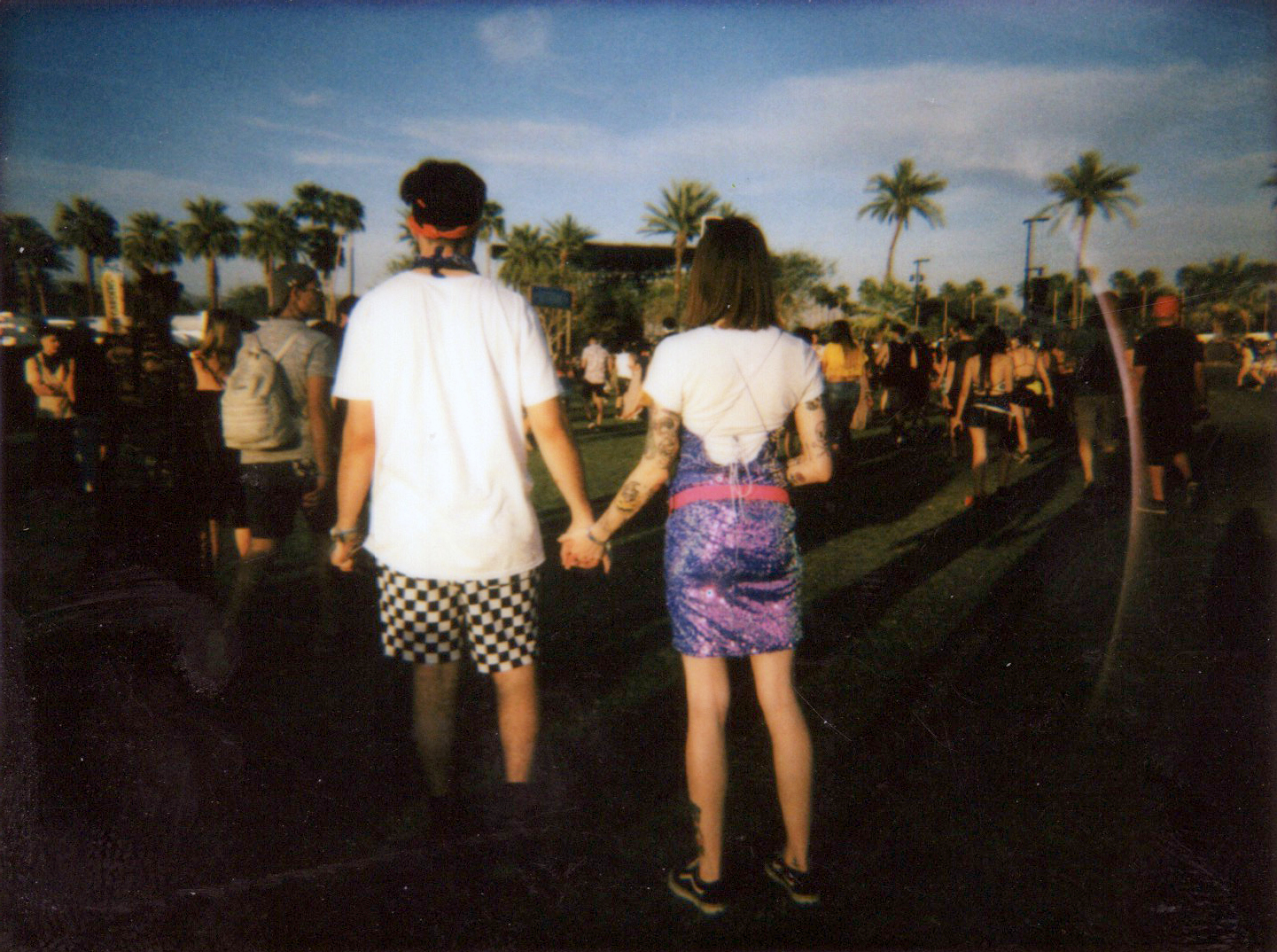 1555353952109-coachella1