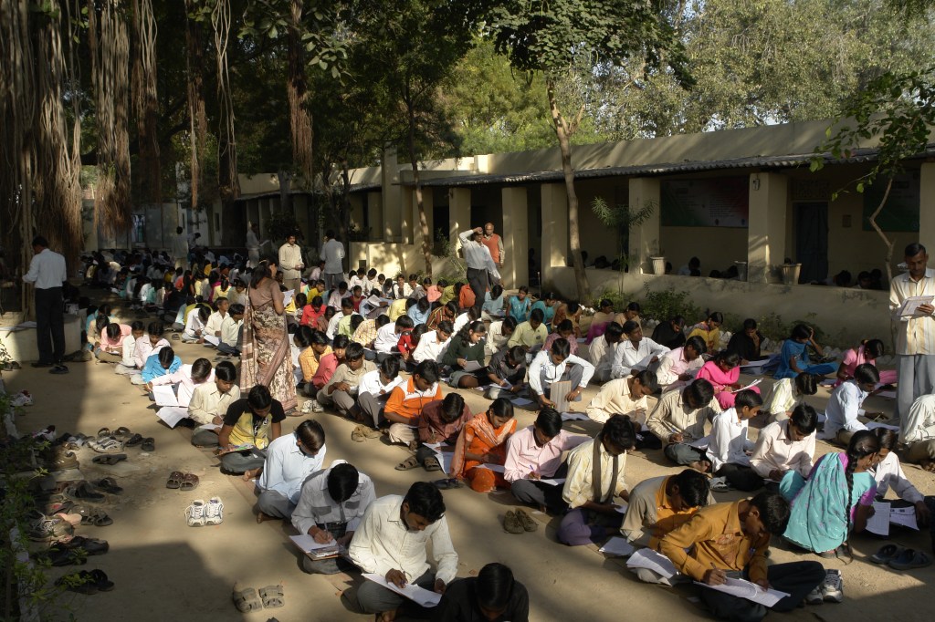 Akibat Dinas Pendidikan Keliru Beri Nilai Ujian Akhir Jelek, 25 Pelajar di India Bunuh Diri