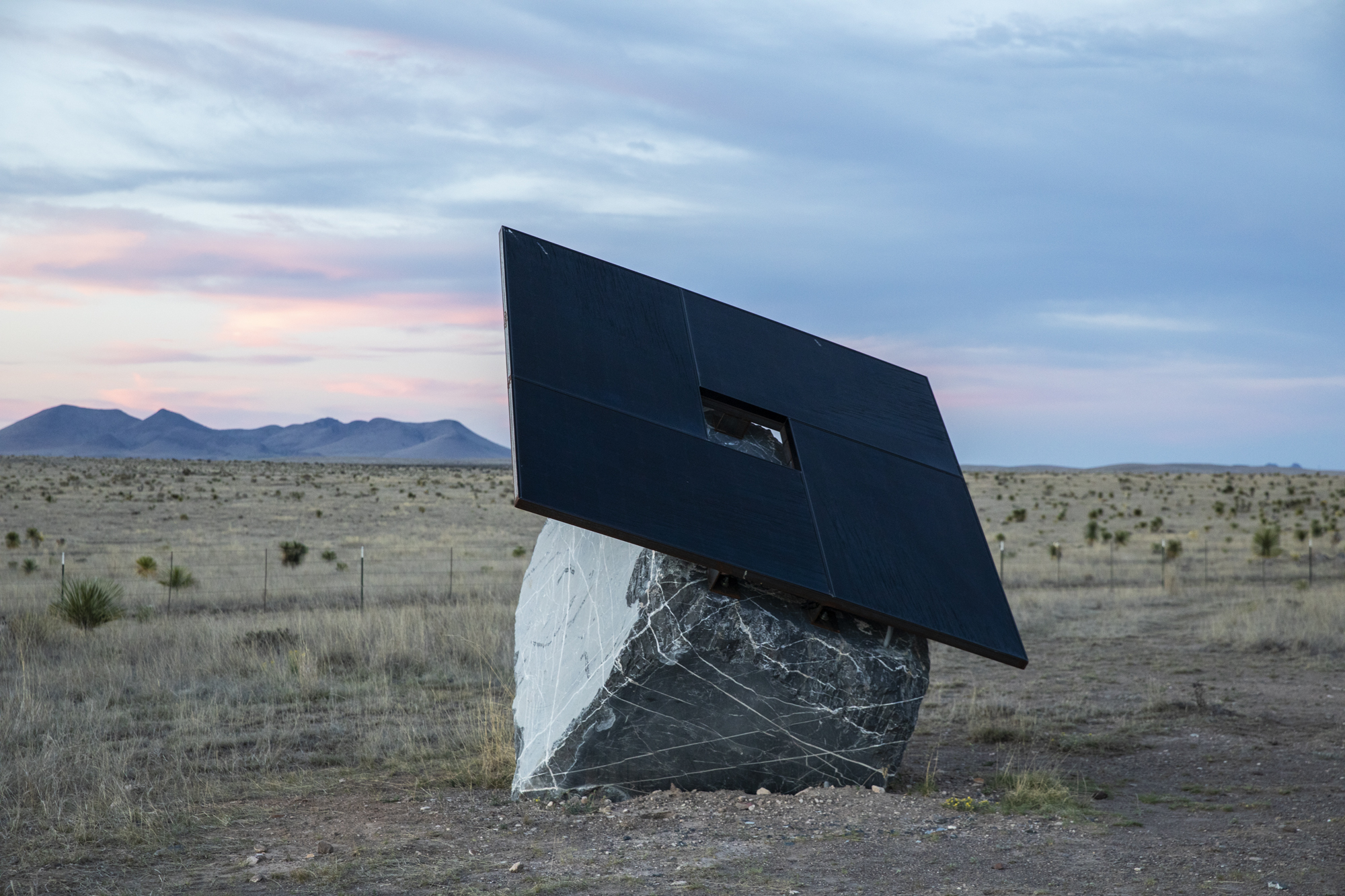 1557433586817-Haroon-Mirza-stone-circle-2018-Commissioned-by-Ballroom-Marfa-Courtesy-of-hrm199-Ballroom-Marfa-and-Lisson-Gallery-Photo-by-Alex-Marks