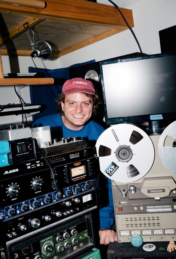 mac demarco studio gear