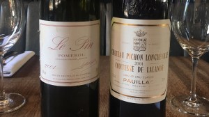 Botella de chateau le pin pomerol 2001 junt oa una botella de chateau pichon longueville contesse de lalande 2001