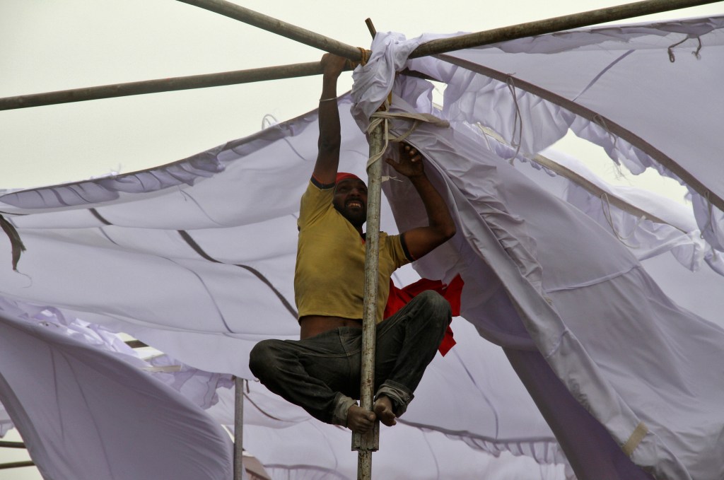 Inside the Lives of Workers Who Thrive on India’s Election Economy