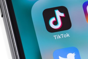 Woman drinks poison on tik tok after husband asks her to stop using app