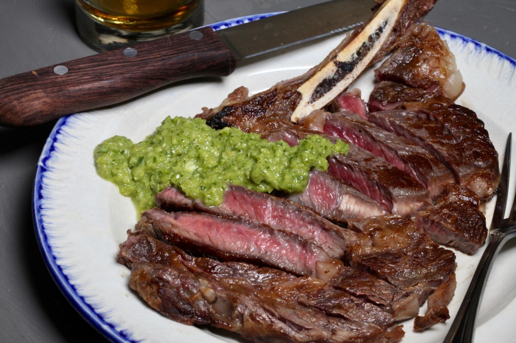 Chimichurri di germogli d'aglio