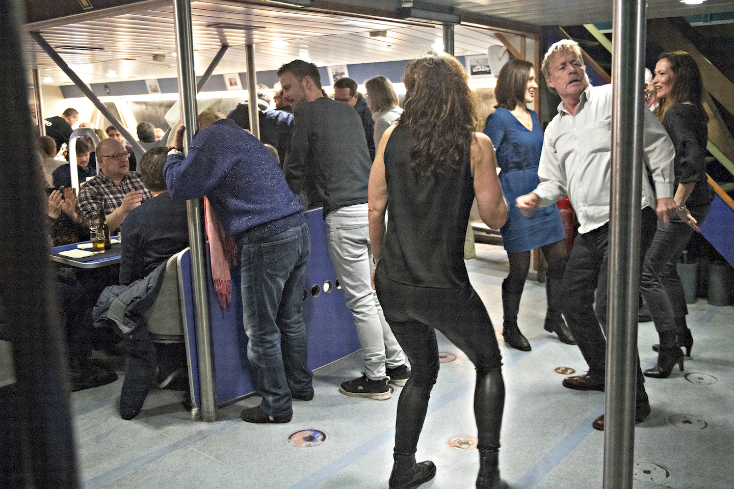 Oresund ferry passengers dancing